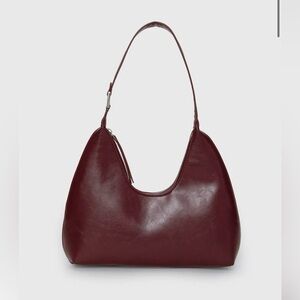 Reeves Shoulder Bag